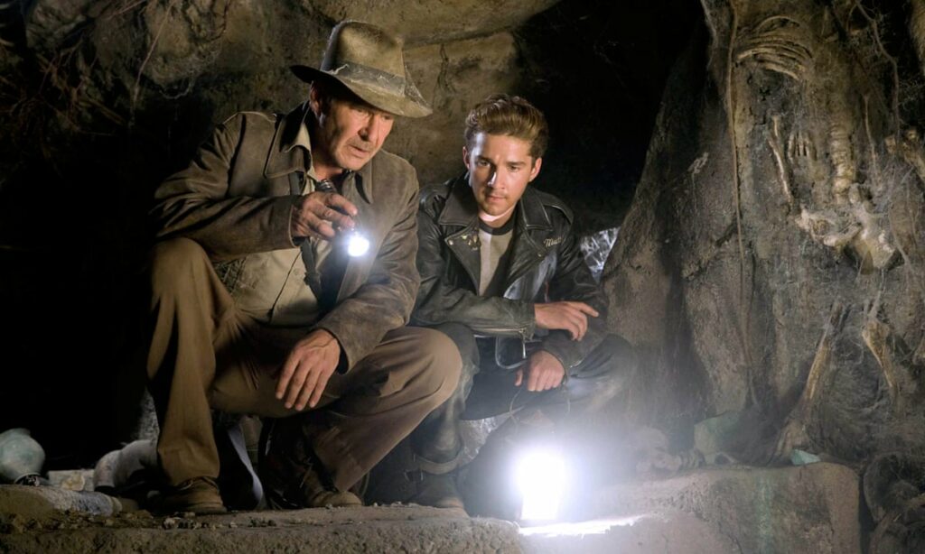 Harrison Ford et Shia Laboeuf dans Indiana Jones et le Royaume du crâne de cristal