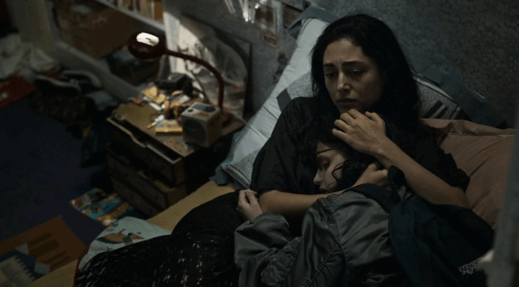 Golshifteh Farahani et Mélissa Boros dans Alpha © Diaphana